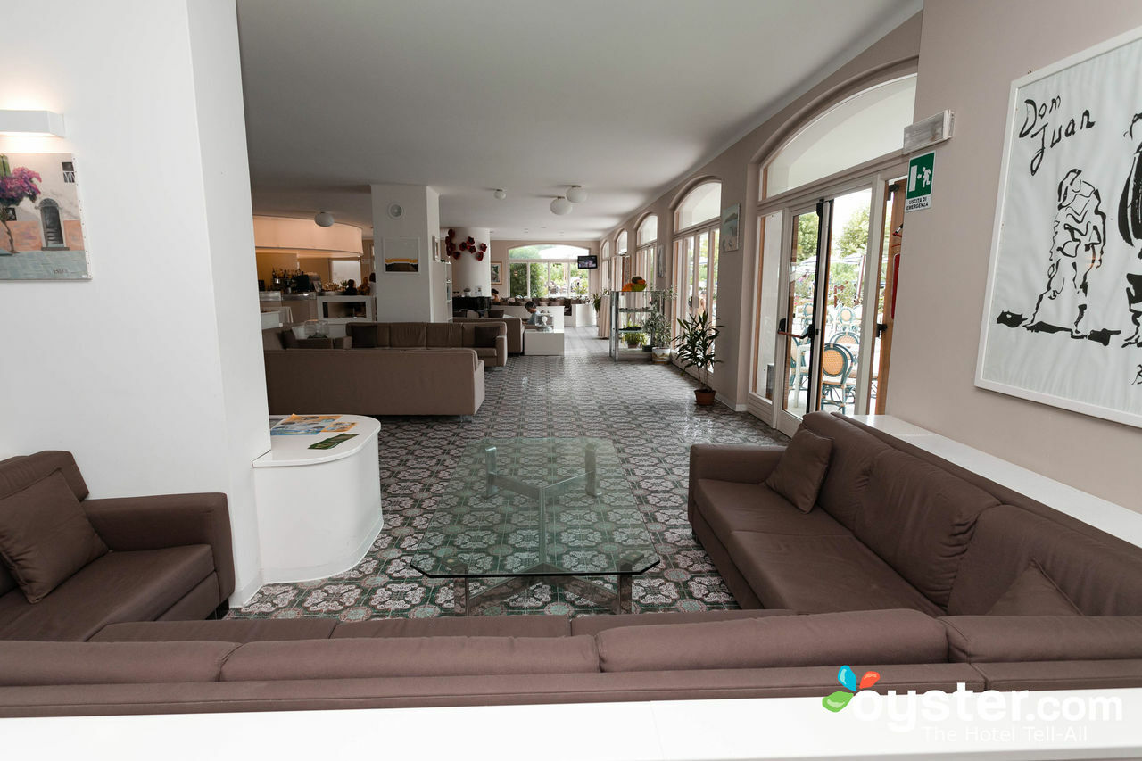 Grand Don Juan Hotel 4*